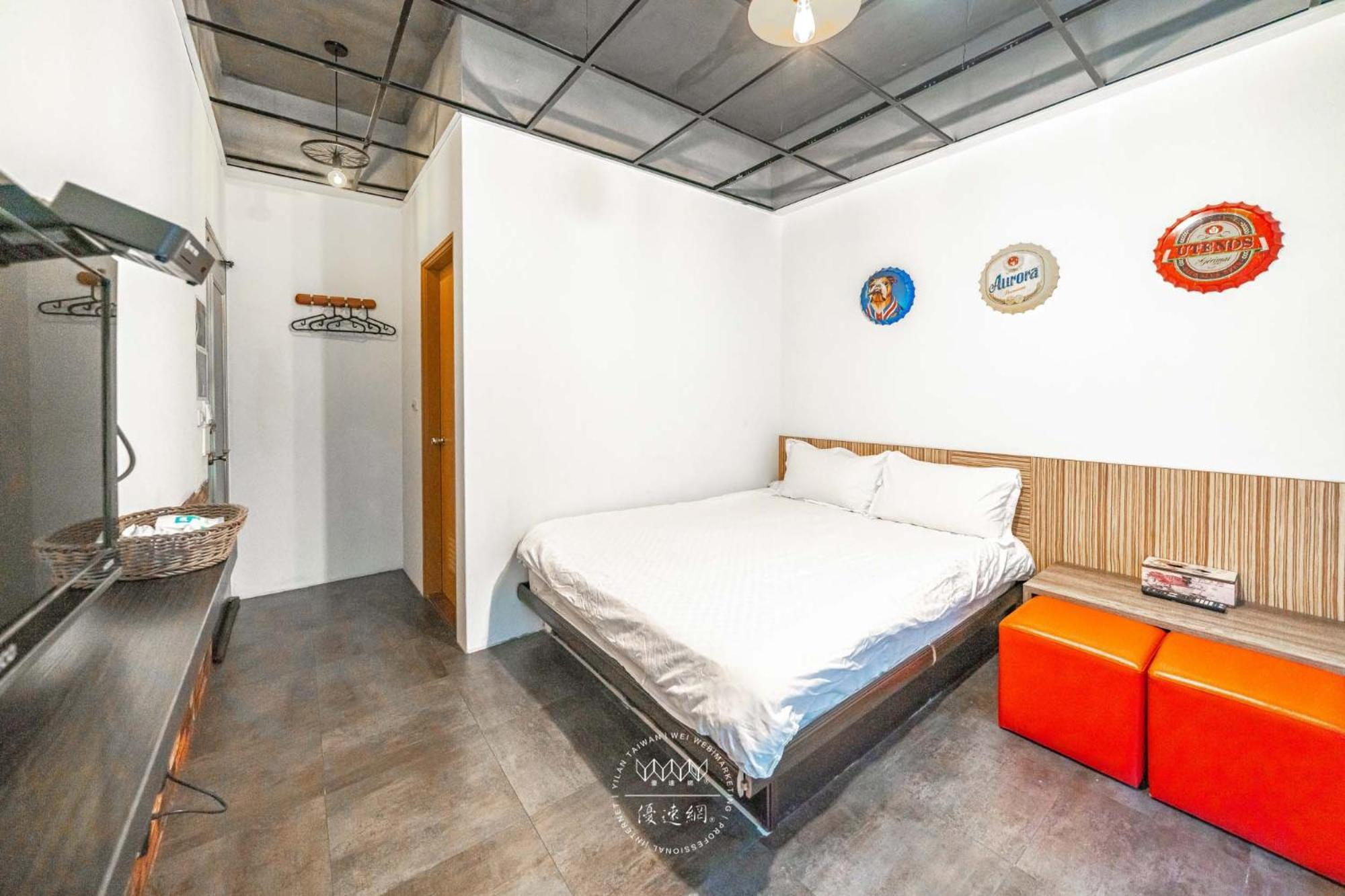 羅東夜市 工業loft旅宿 Loft House Luodong Extérieur photo