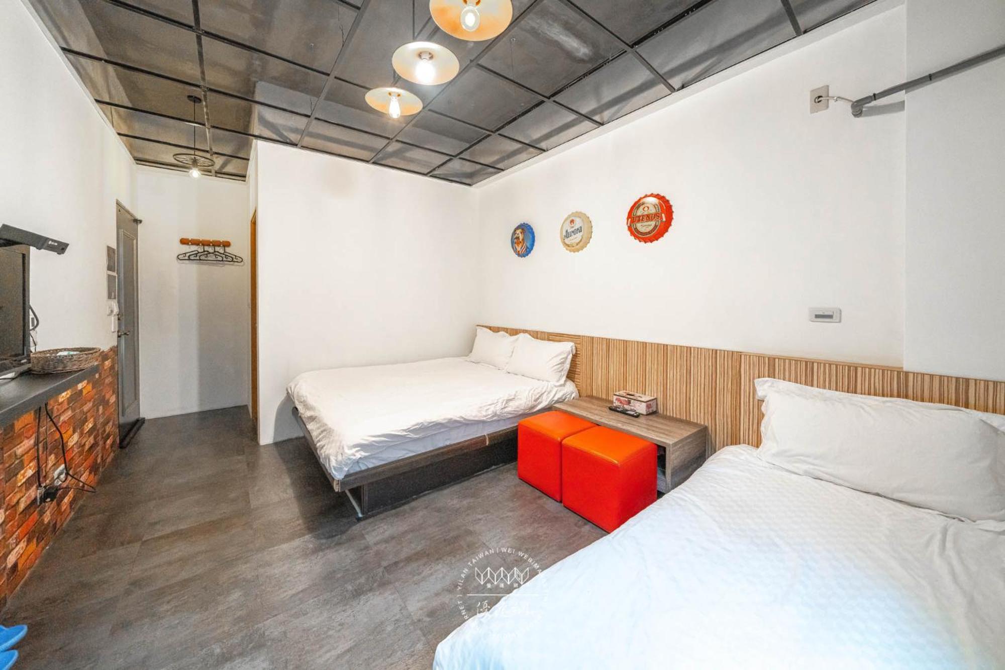 羅東夜市 工業loft旅宿 Loft House Luodong Extérieur photo